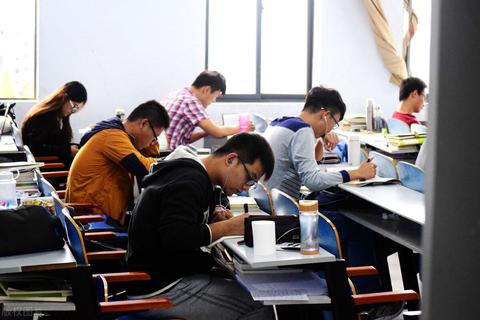 微信小程序考研题集怎么做（打造专属考研学习利器）