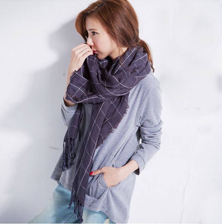 白色围巾配什么衣服,白色围巾配什么衣服图片