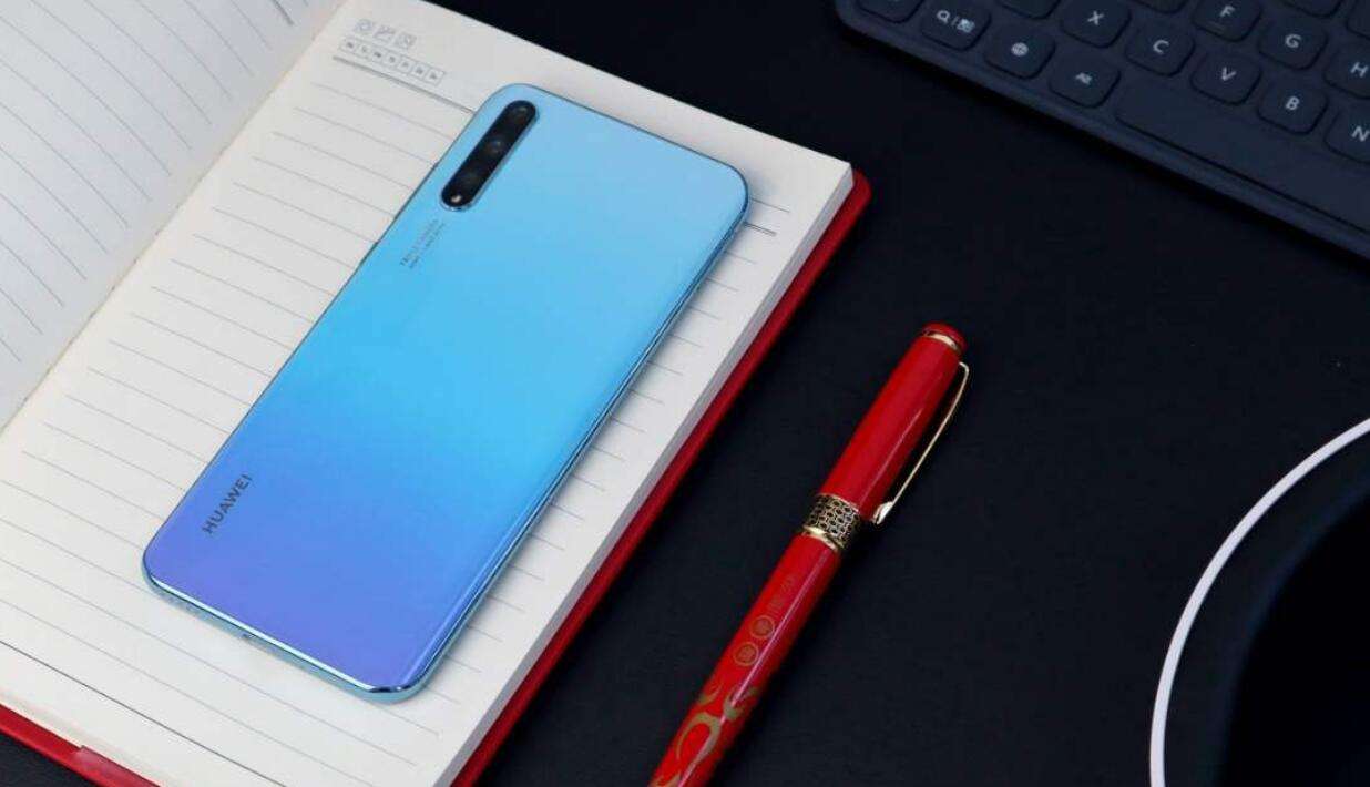 华为手机靠什么,华为手机靠什么计步数
