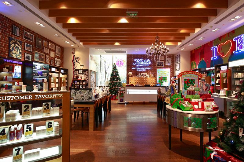 西安化妆品店装修 西安化妆品店有哪些