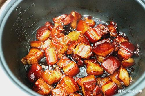 电饭锅炖红烧肉的做法 电饭锅红烧肉的家常做法