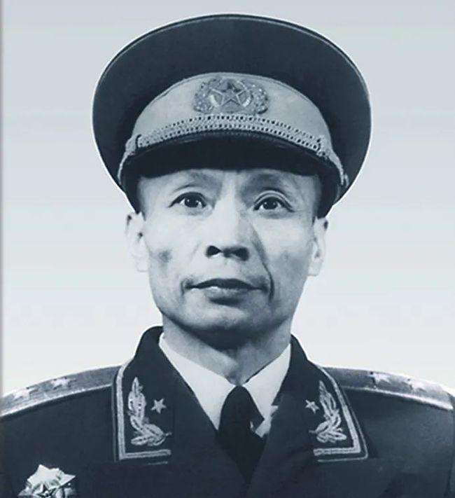 吴克华为何只受中将 吴克华为什么没当上将