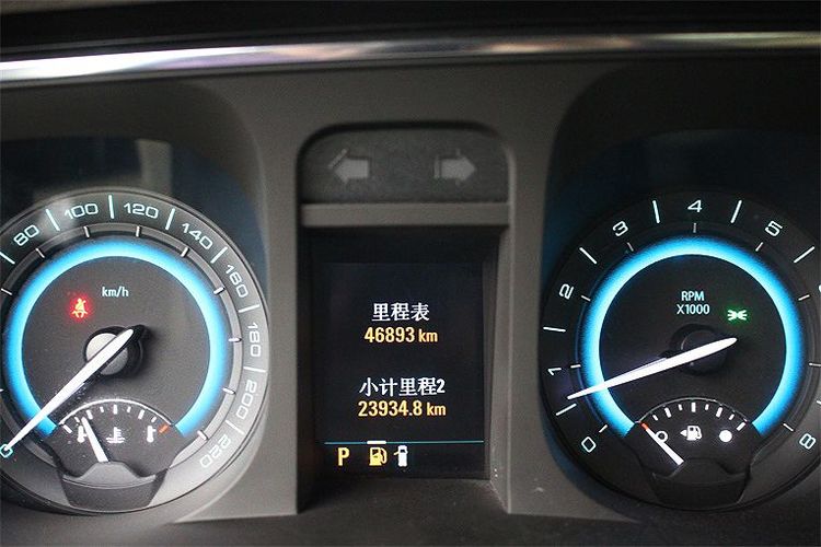 别克gl8屏幕出现TC 别克GL8屏幕出现一行英文
