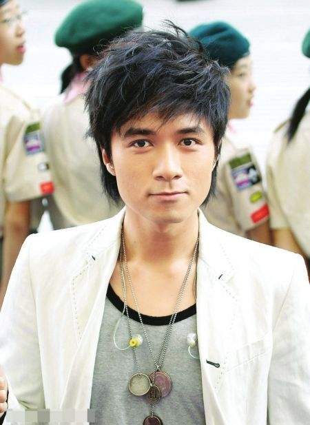 何书桓什么星座(何书桓双鱼座)