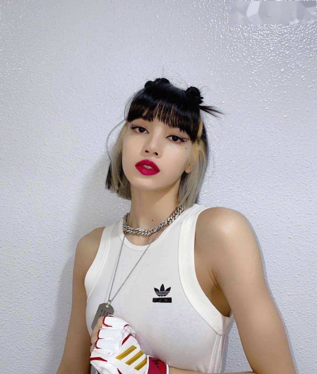 lisa星座(lisa星座身高)
